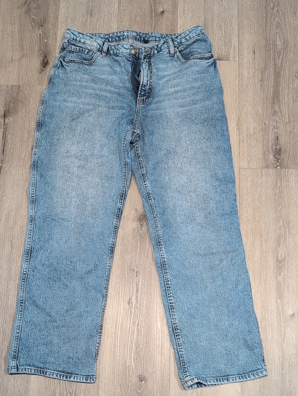 Reitmans Light Blue Straight-Leg Women's Jeans